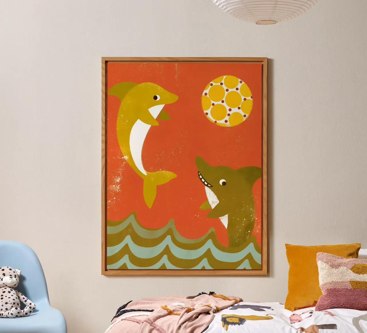 Delfini e squali che giocano a palla alluminio dibond da THE LATEST SHOP