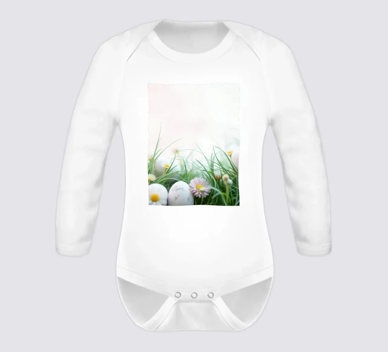 Caccia all'uovo di Pasqua in un prato pieno di margherite e di fiori. body neonato maniche lunghe da DesignDoodle