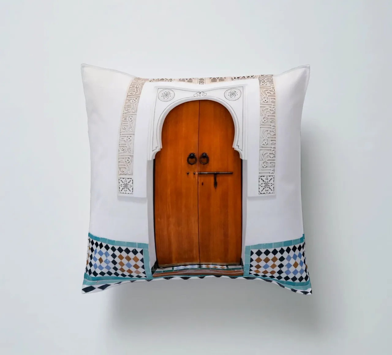 Moroccan architecture in Marrakesh cuscino da photolovers