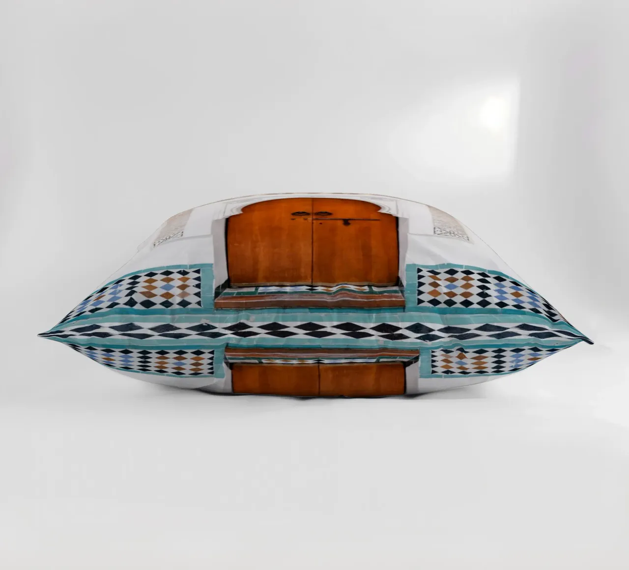 Moroccan architecture in Marrakesh cuscino da photolovers