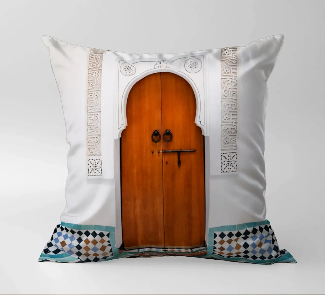 Moroccan architecture in Marrakesh cuscino da photolovers