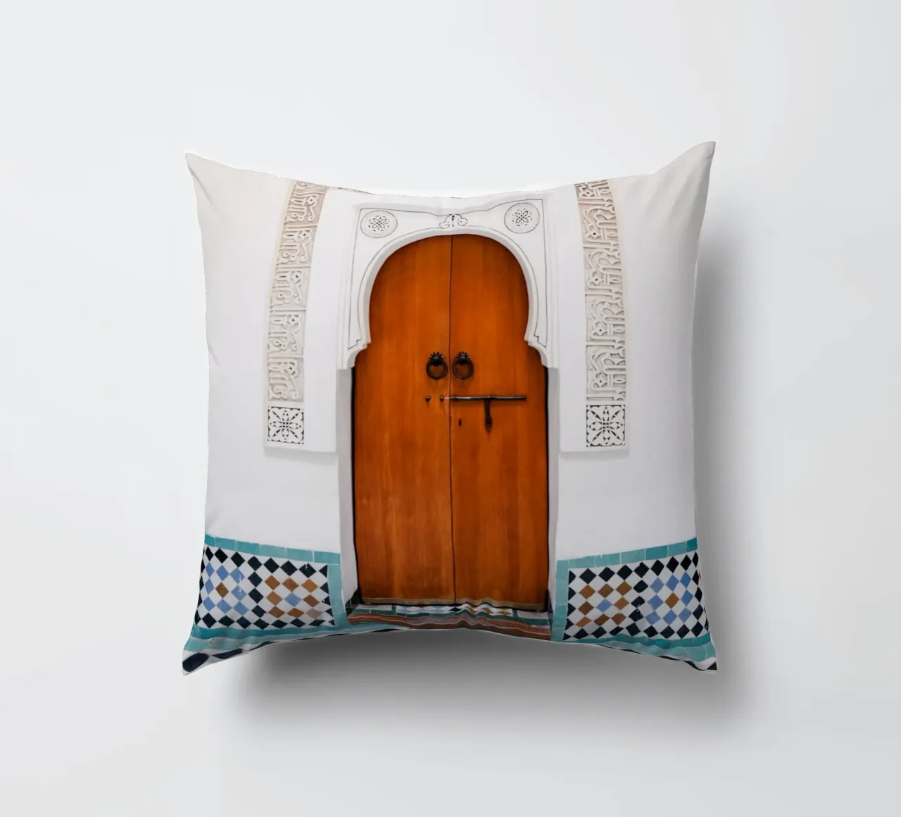 Moroccan architecture in Marrakesh cuscino da photolovers