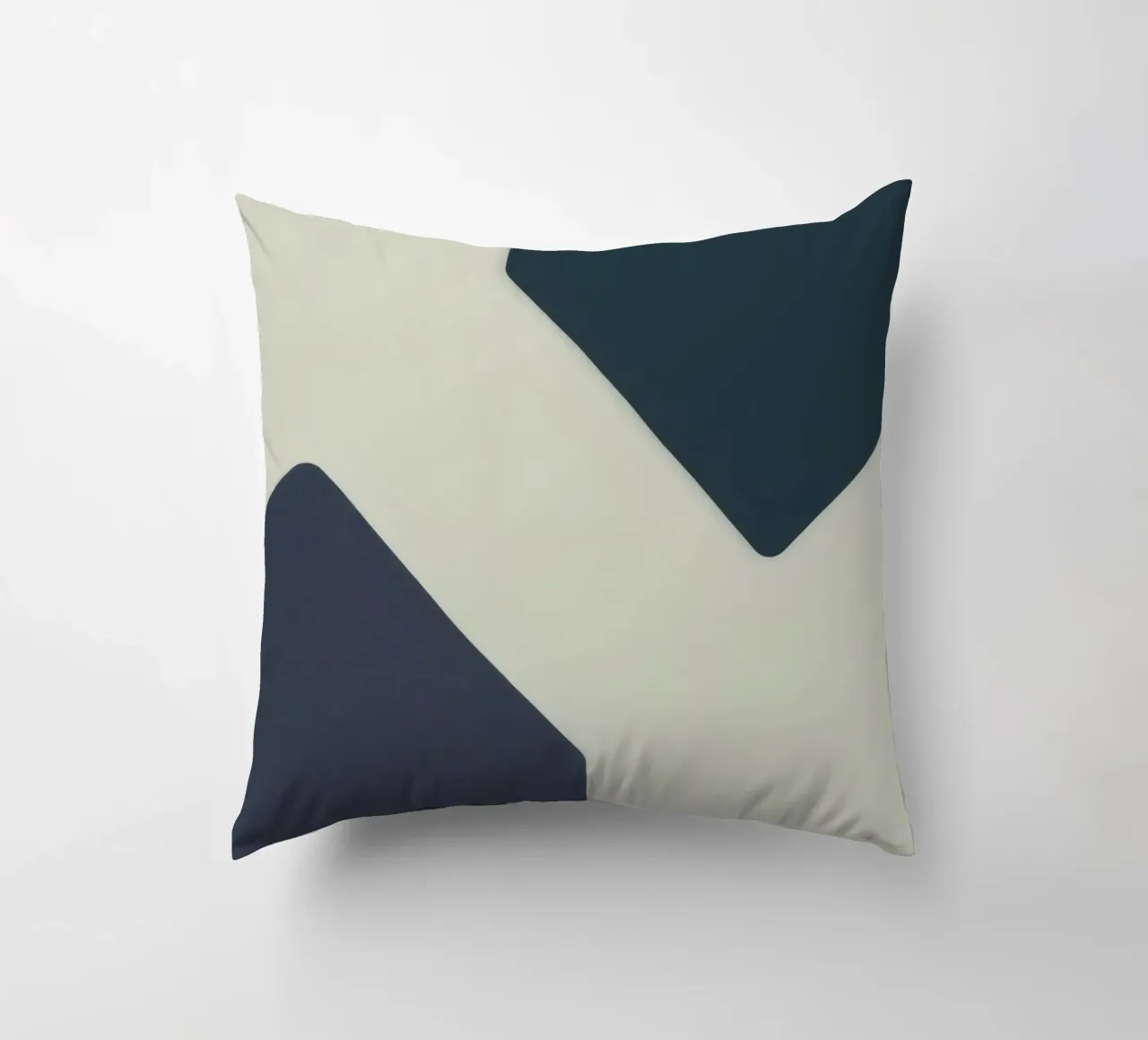 Forme geometriche astratte in colori contrastanti cuscino da DesignDoodle