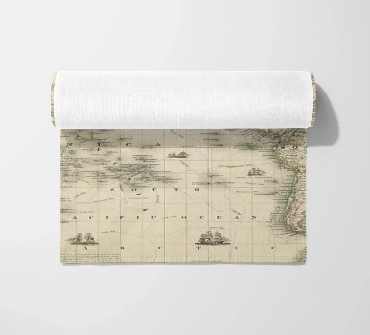 Colton's Map of the World telo mare da Vintage by JUNIQE