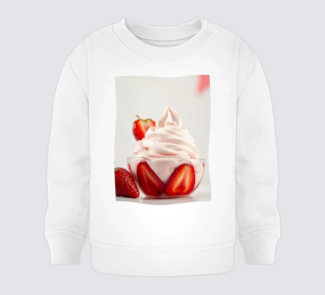 Delizioso dessert alla fragola servito in una coppa di vetro felpa neonato da DesignDoodle
