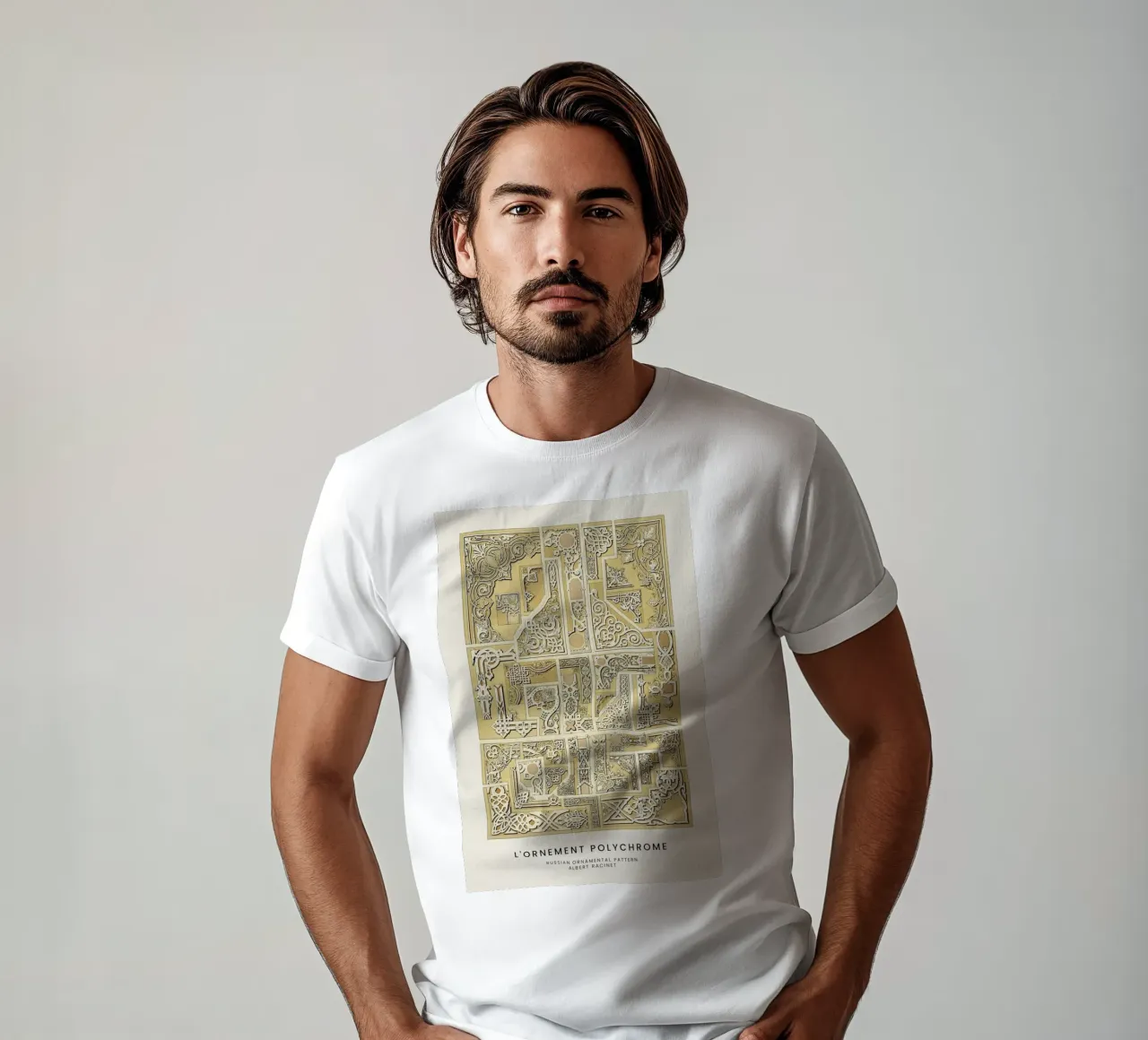 Racinet -  Russian Ornamental Pattern t-shirt da Vintage by JUNIQE