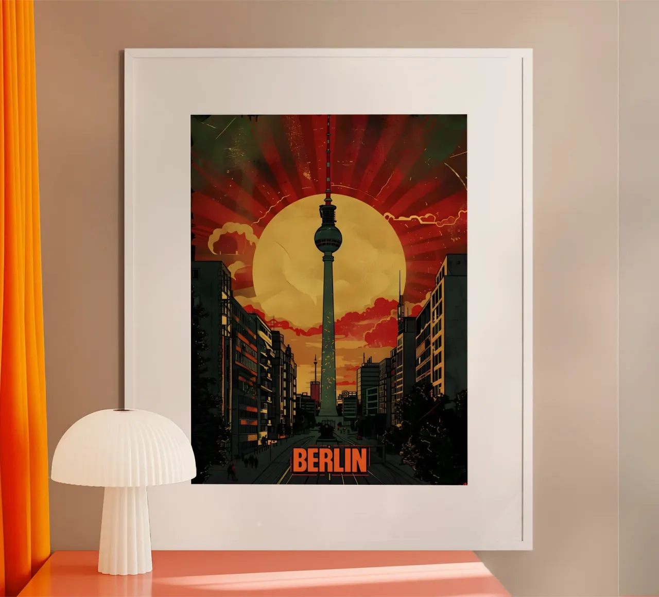 Berlin Fernsehturm Sonnenuntergang poster con telaio in legno da Vintage Travel Art