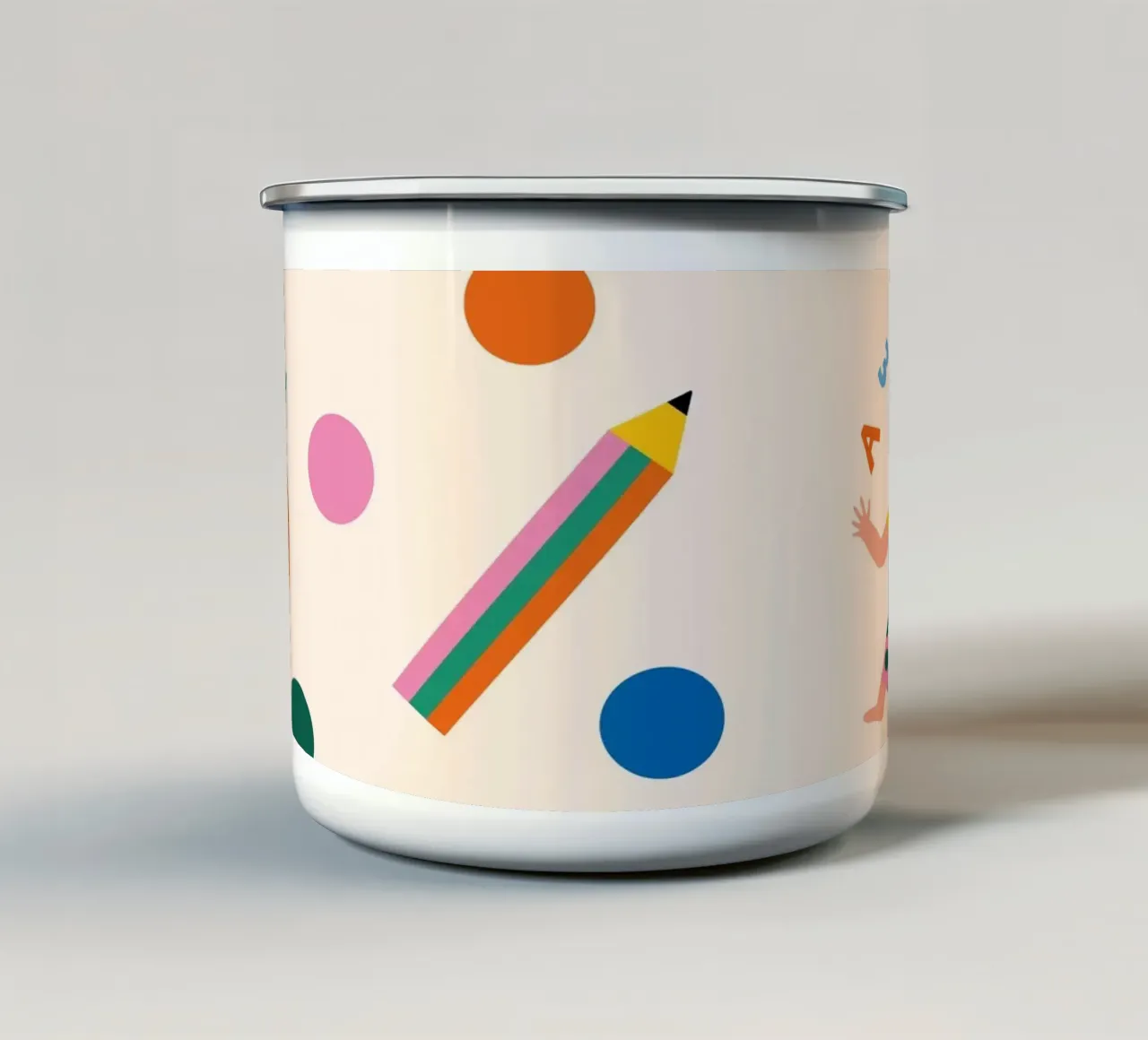 Evviva Schulkind! (crema) tazza in smalto da Susann Stefanizen