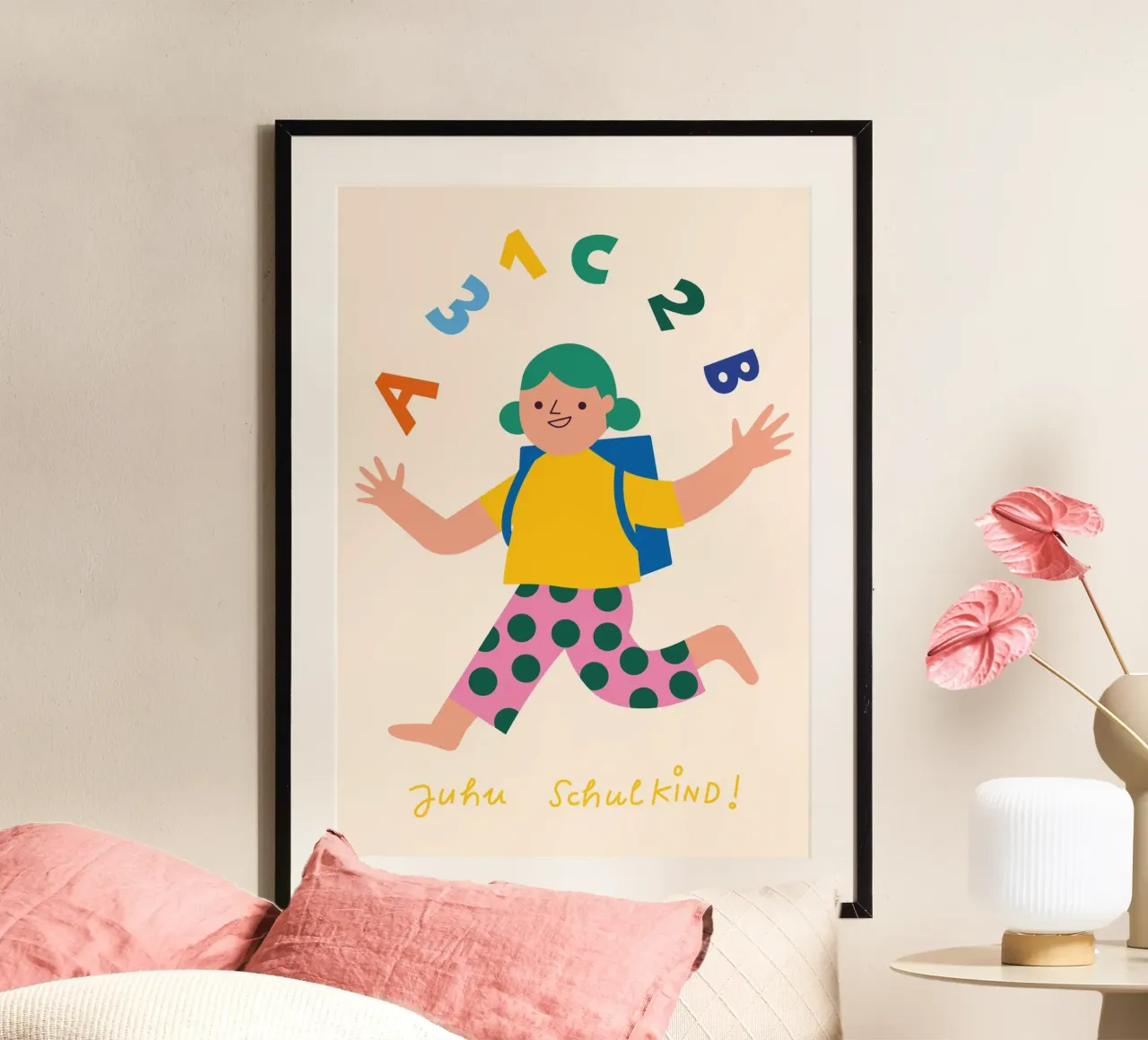 Evviva Schulkind! (crema) poster con telaio in legno da Susann Stefanizen