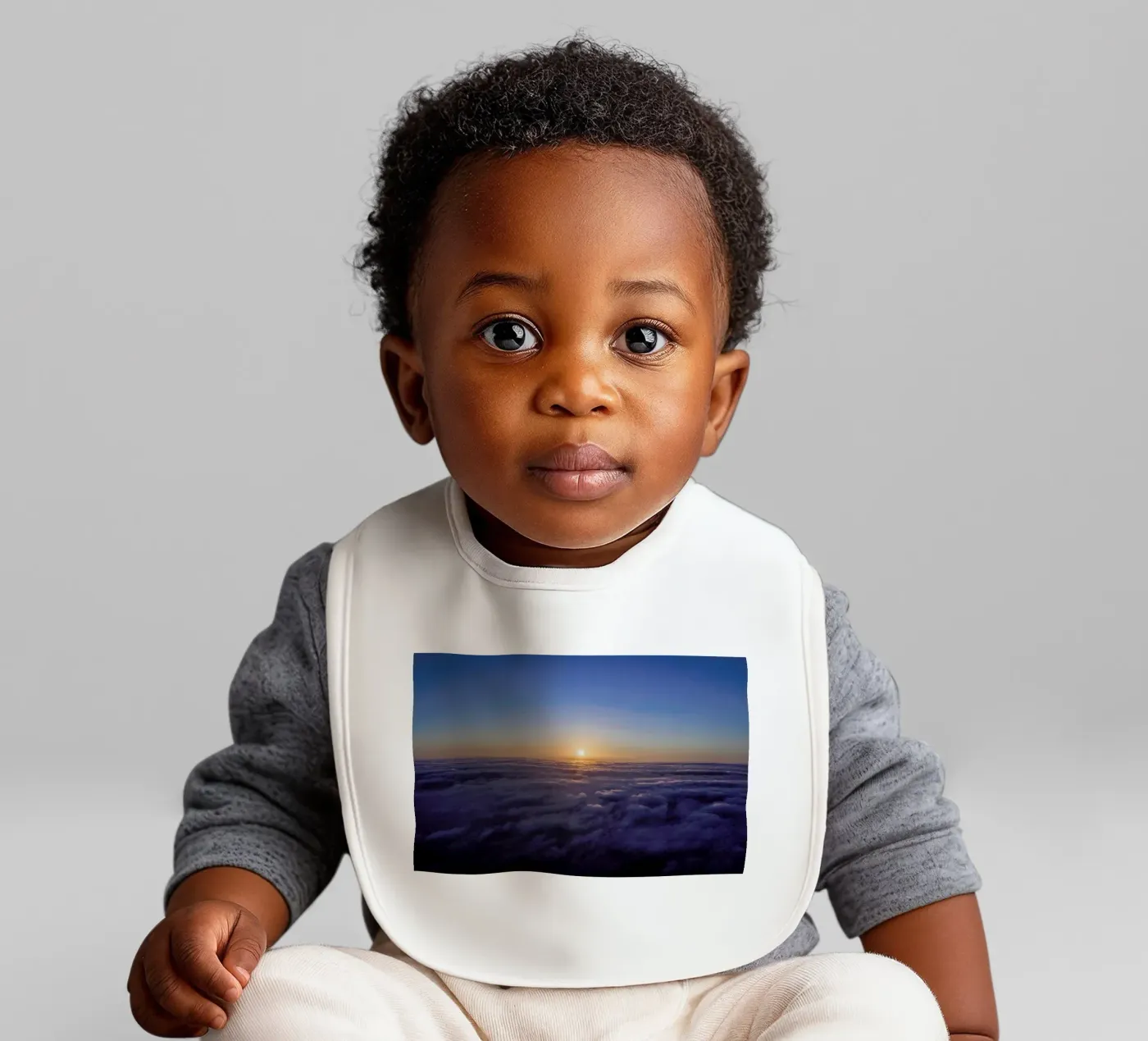 Sky Babylätzchen von ROBERTO H