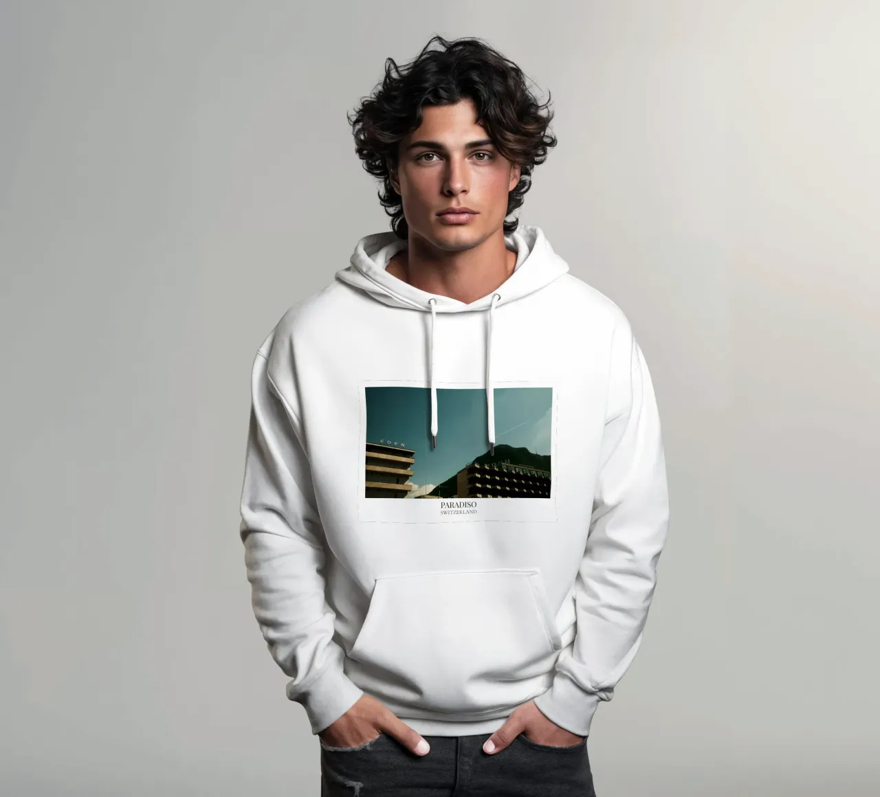 Paradiso: Switzerland felpa con cappuccio da FujiFrames