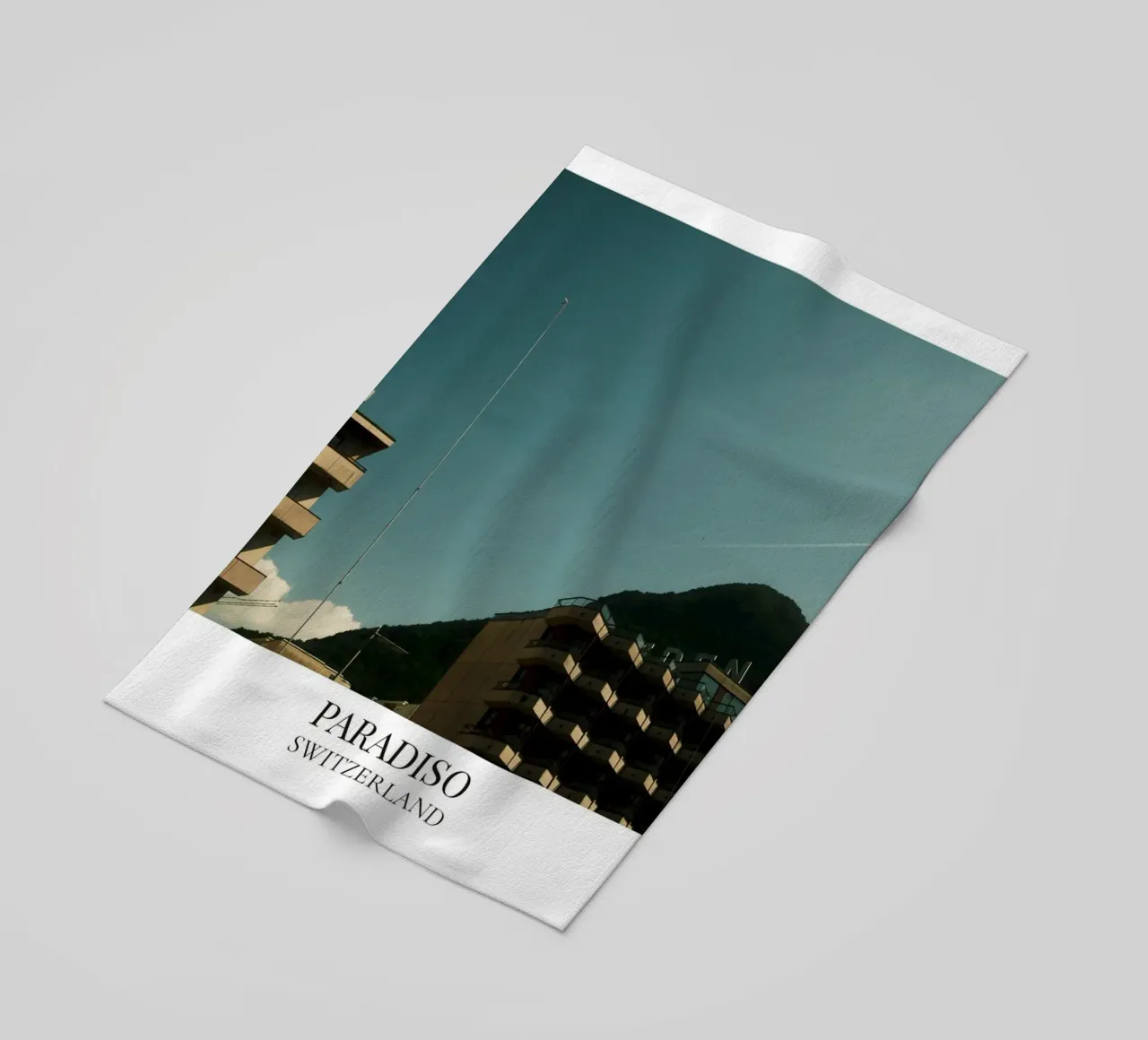 Paradiso: Switzerland telo mare da FujiFrames