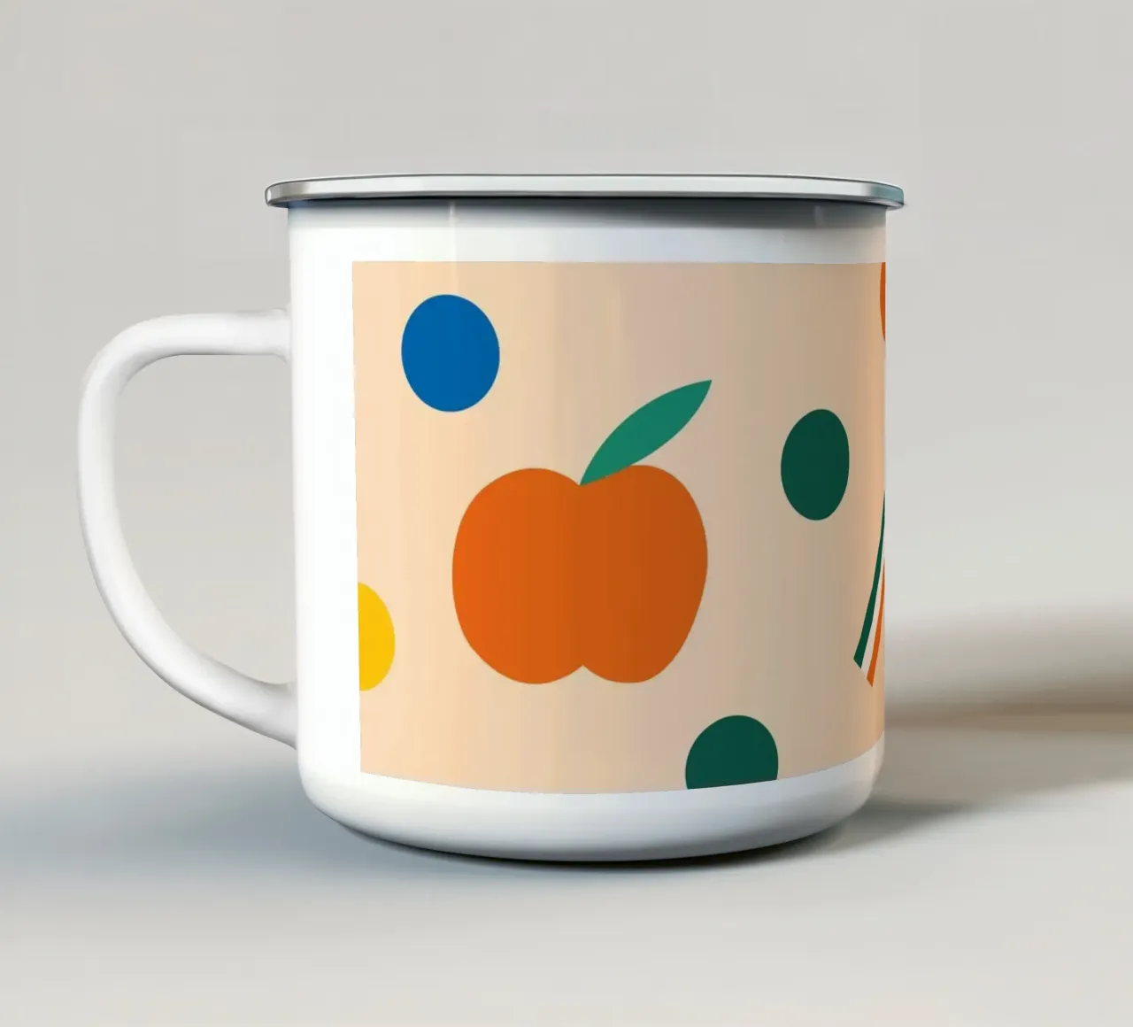 Evviva lo scolaro! (beige) tazza in smalto da Susann Stefanizen