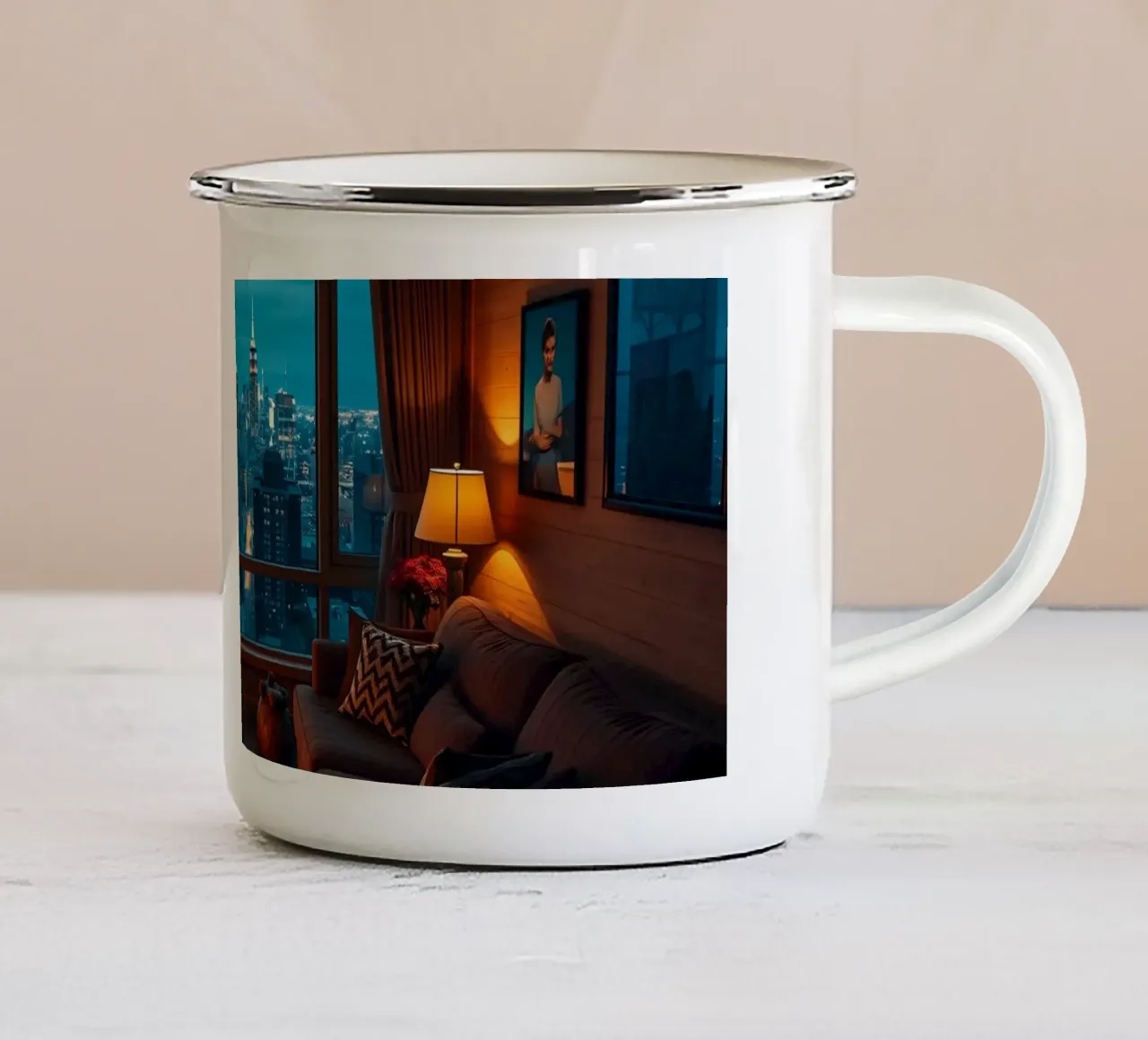 Gezellige woonkamer met uitzicht op de skyline van de stad bij schemering emaille mok van DesignDoodle