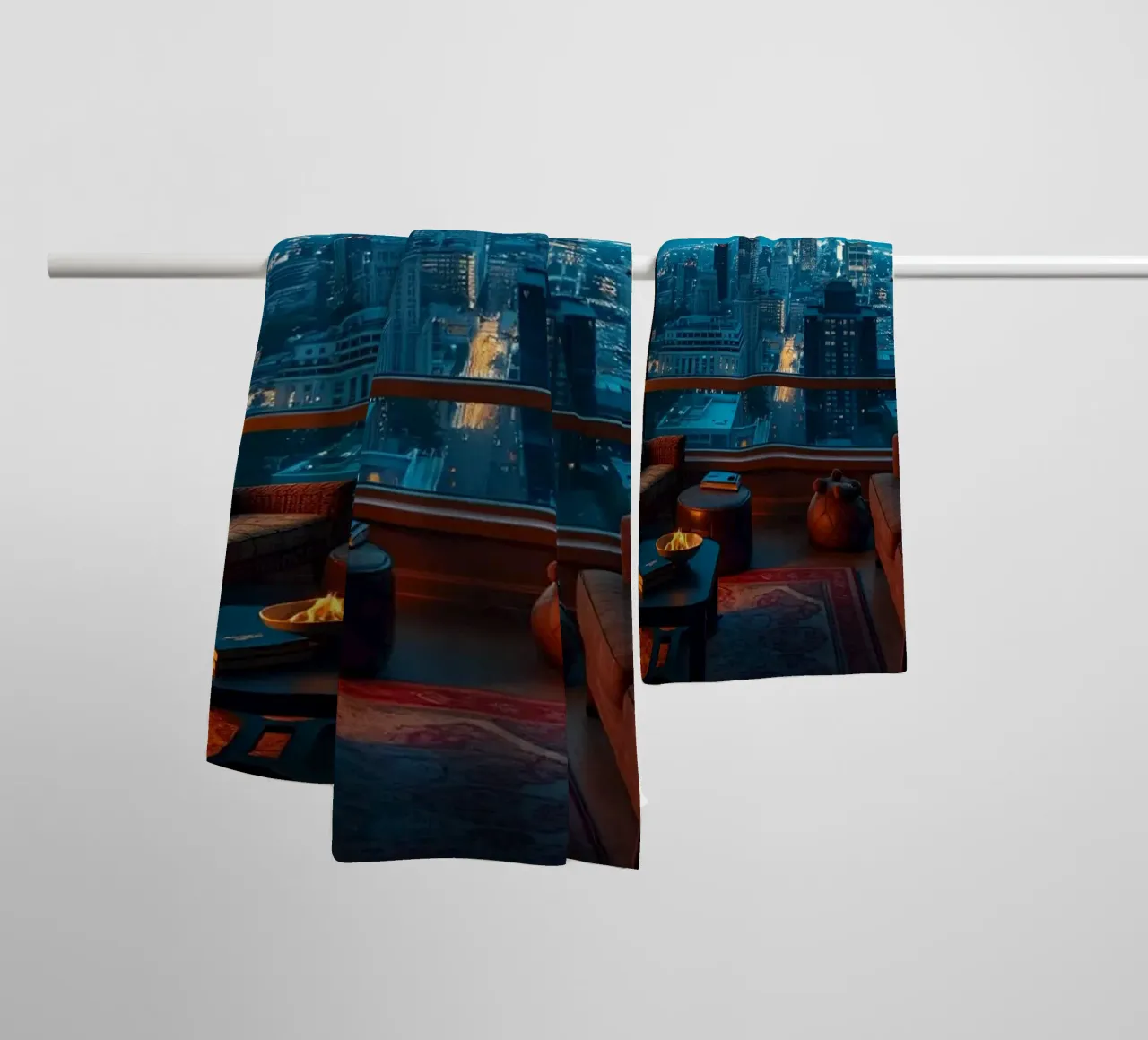 Gezellige woonkamer met uitzicht op de skyline van de stad bij schemering badhanddoek van DesignDoodle