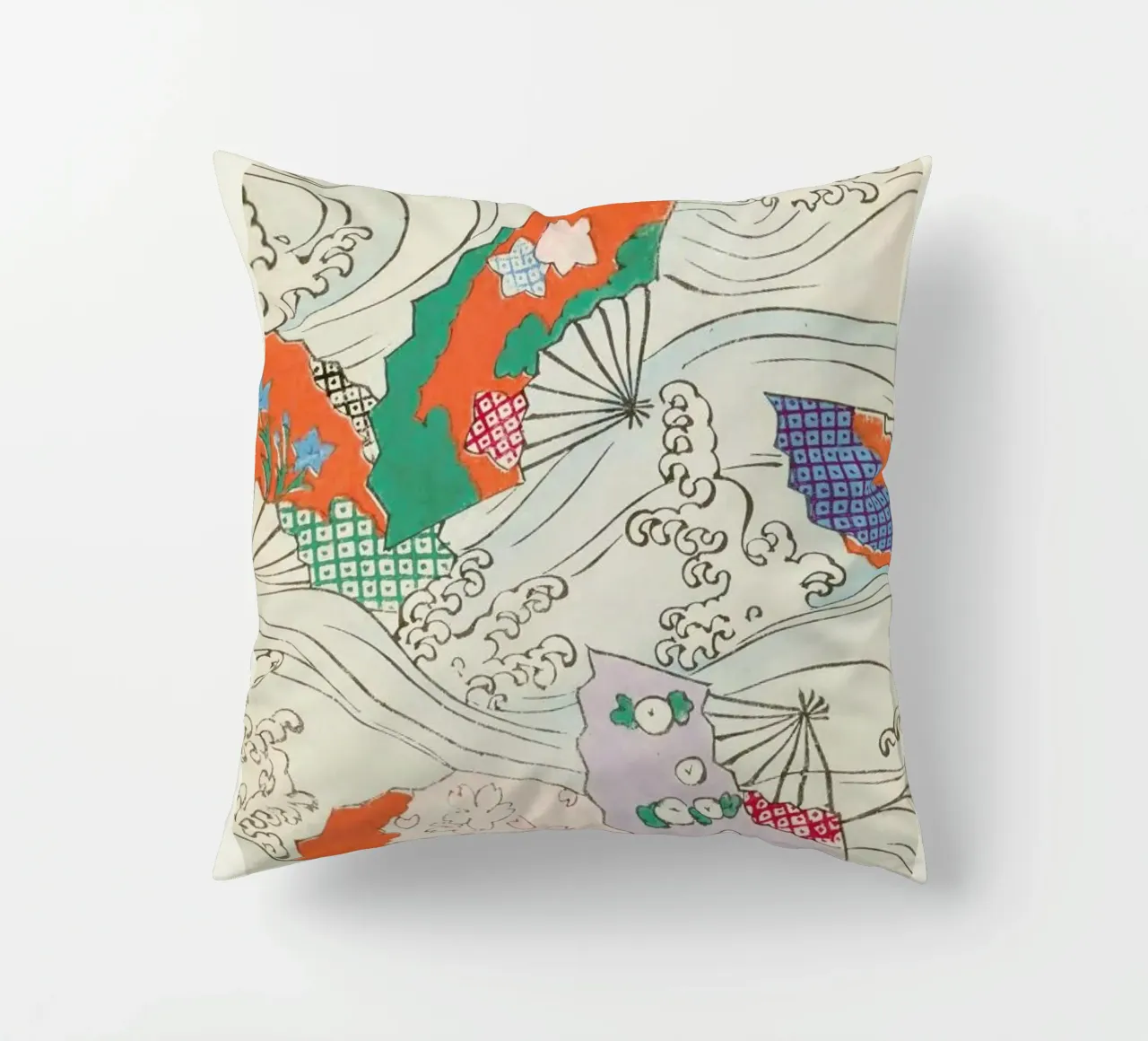 Shin-Bijutsukai - Crest & Fan cuscino da Vintage by JUNIQE