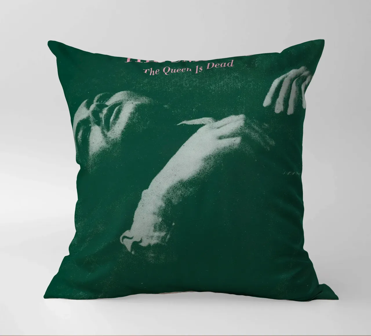 gli smiths la regina è morta cuscino da FKochStudio