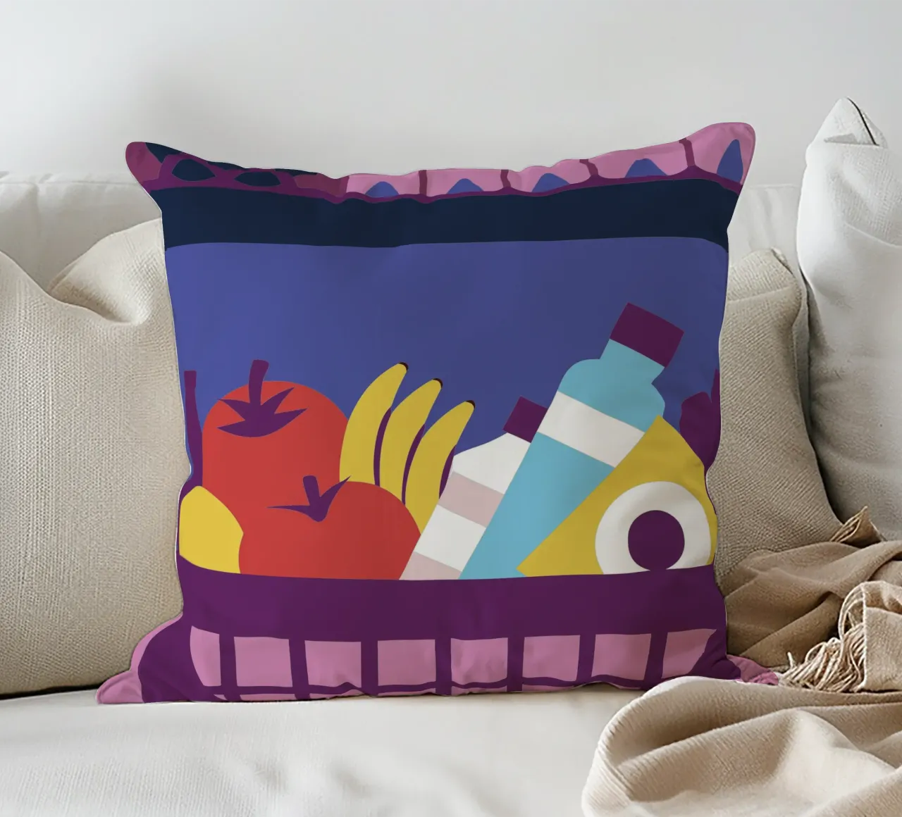 Shopping di frutta cuscino da LOOK DIFFERENT