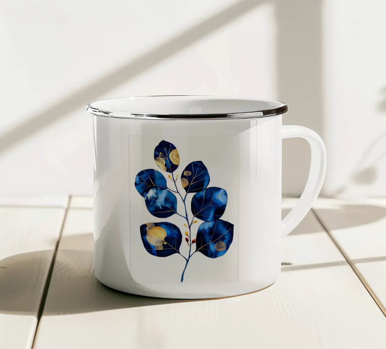 Foglie di eucalipto blu tazza in smalto da Justyna Jaszke JBJart