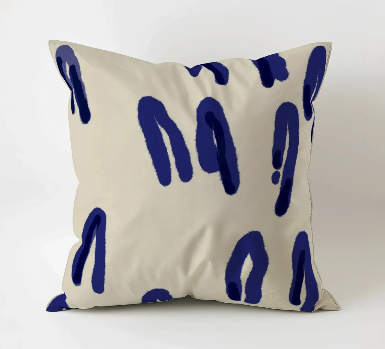 Astratto a inchiostro blu cuscino da Little Dean