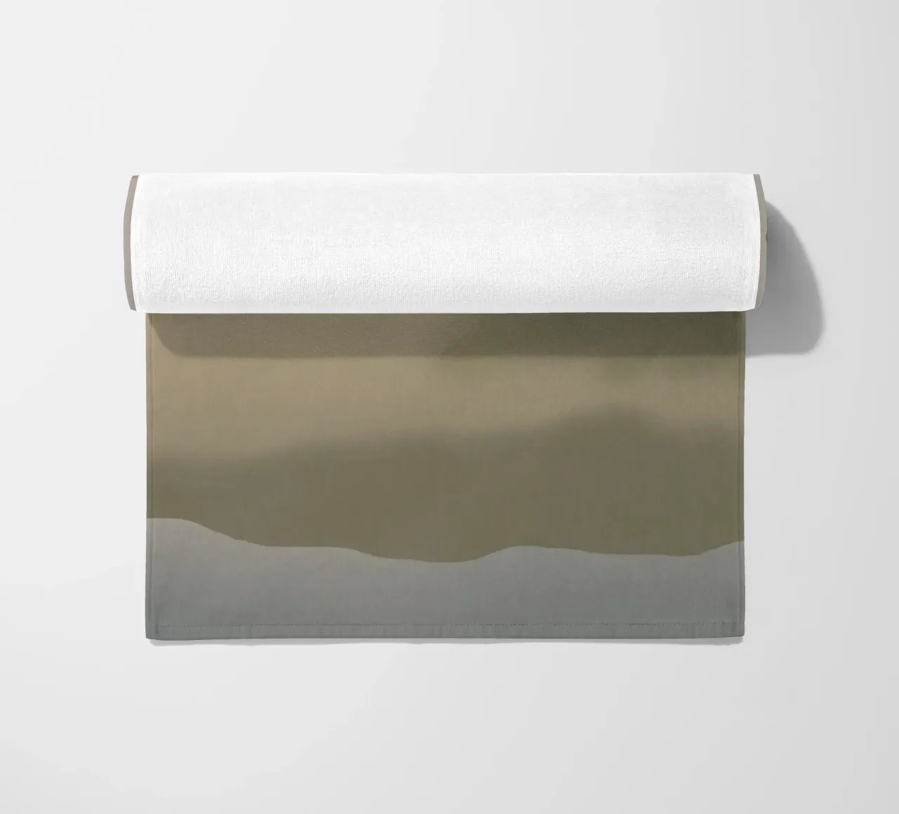 Scultura minimale in scala di grigi -Nuvola telo mare da Little Dean