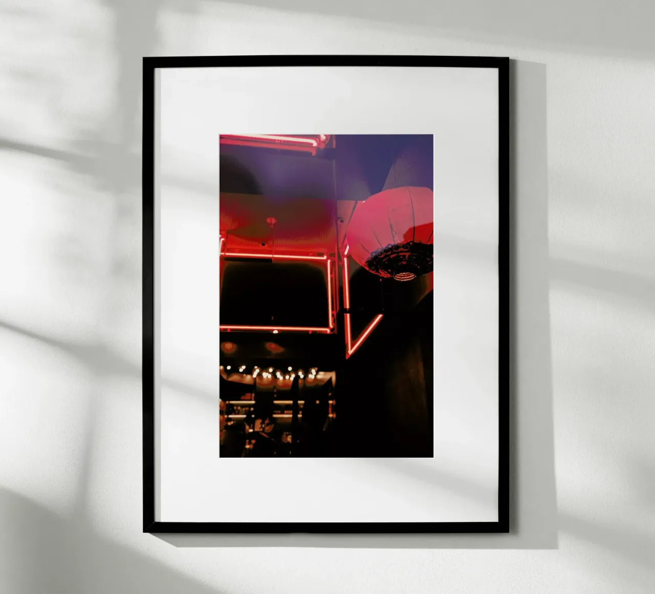 Red Streetlife hahnemühle by Sebastian Hilgetag