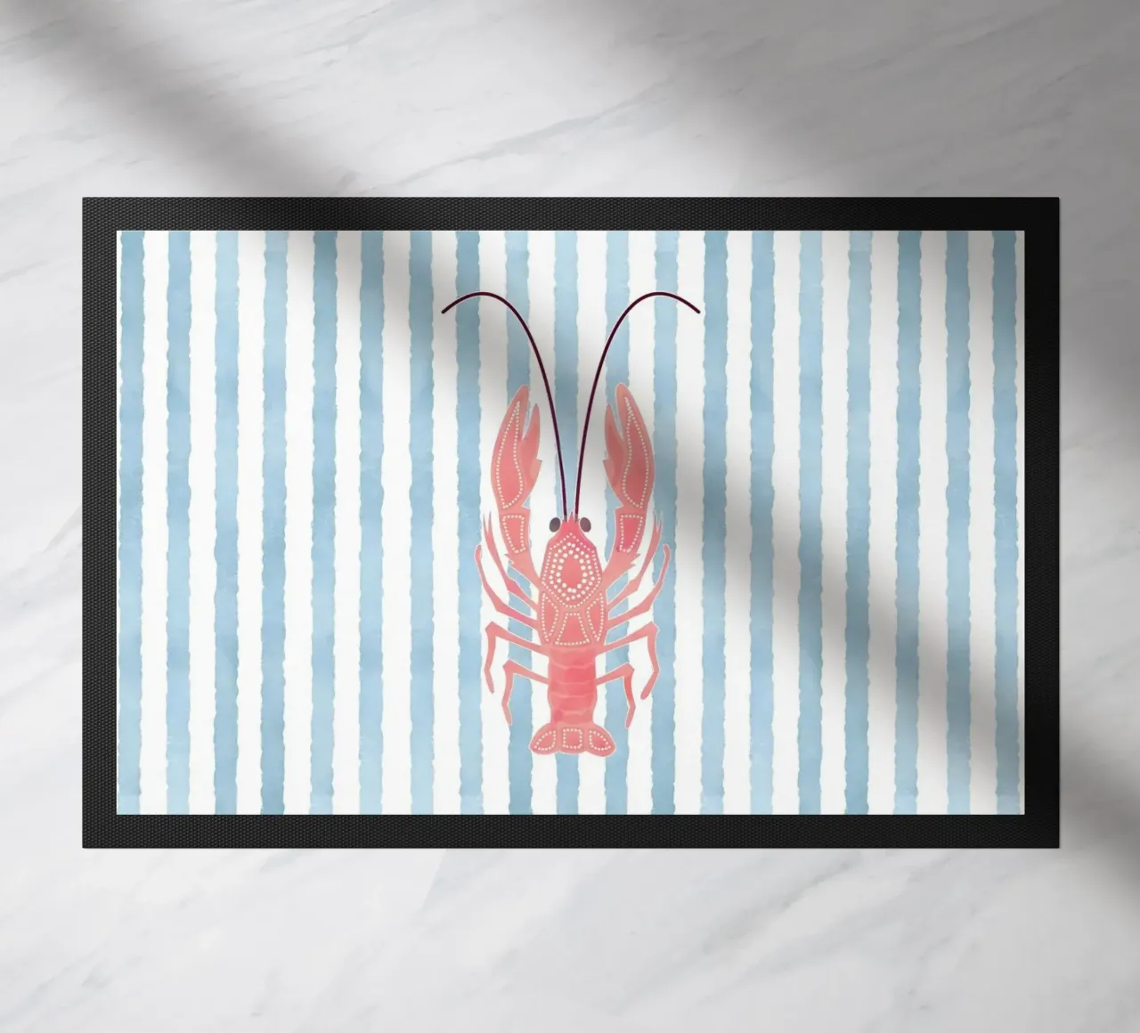 Chic nautico con un tocco di aragosta zerbino da cafelab