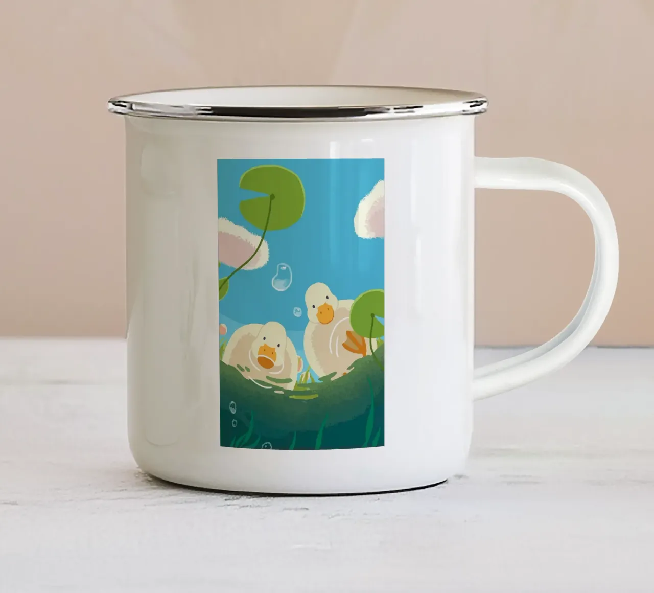 anatre tazza in smalto da Kevin Walters