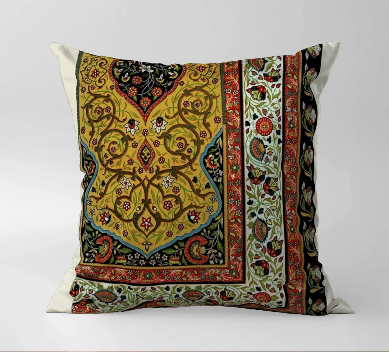 Racinet - Persian Ornamental Pattern II cuscino da Vintage by JUNIQE