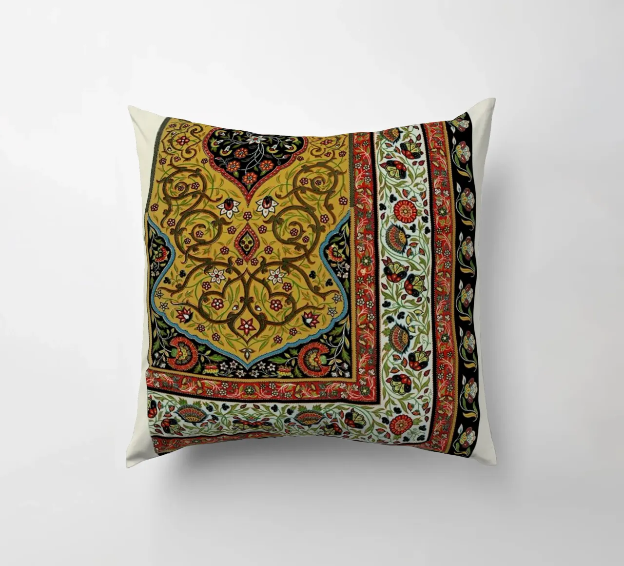 Racinet - Persian Ornamental Pattern II cuscino da Vintage by JUNIQE
