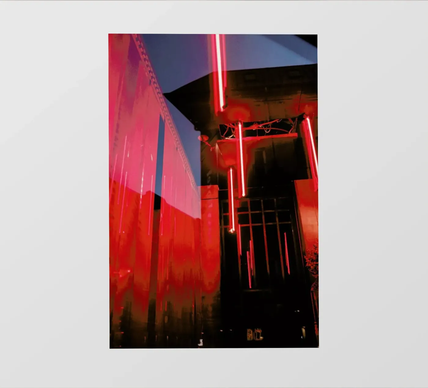 Red Room pellicola backlit da Sebastian Hilgetag
