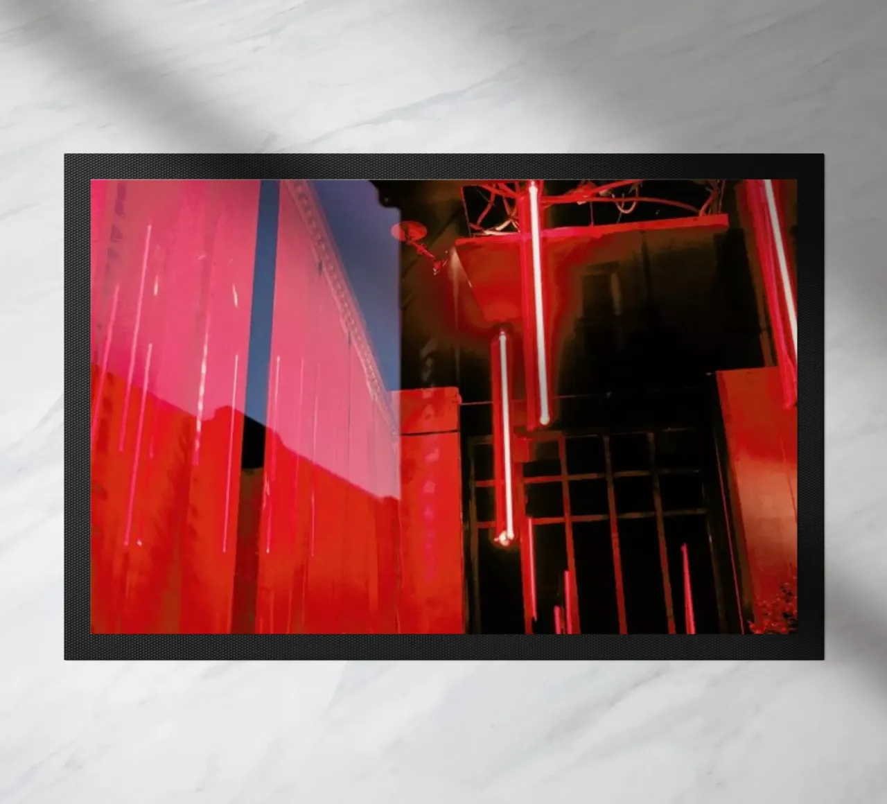 Red Room zerbino da Sebastian Hilgetag