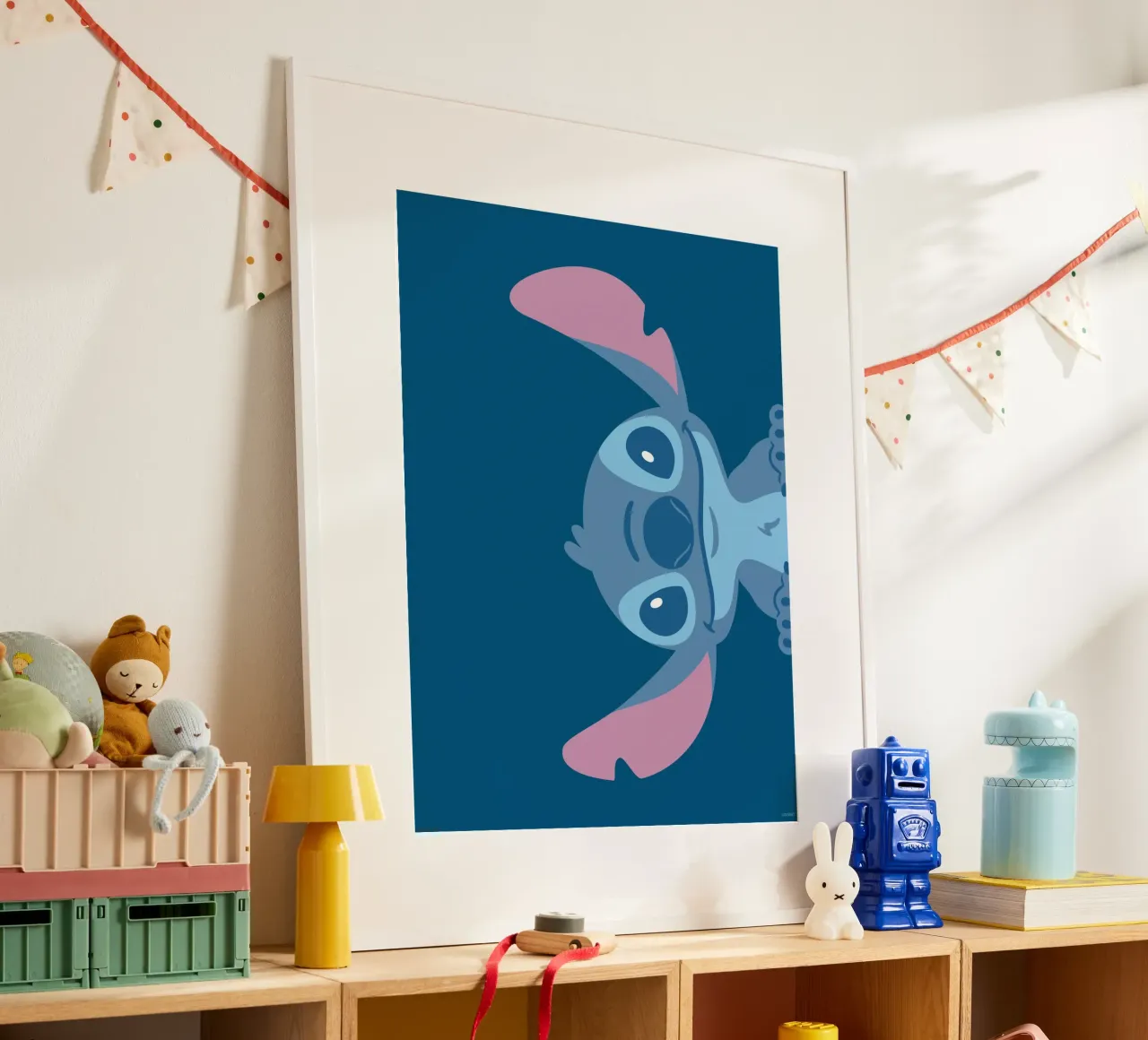 Hello Stitch Poster mit Aluminium Rahmen von Stitch