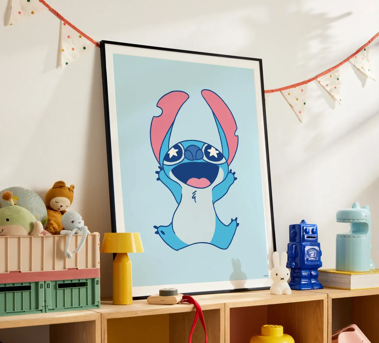 Hey Stitch Poster mit Aluminium Rahmen von Stitch