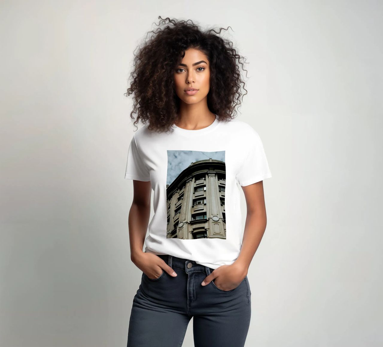 Monumental Architecture t-shirt da Sebastian Hilgetag