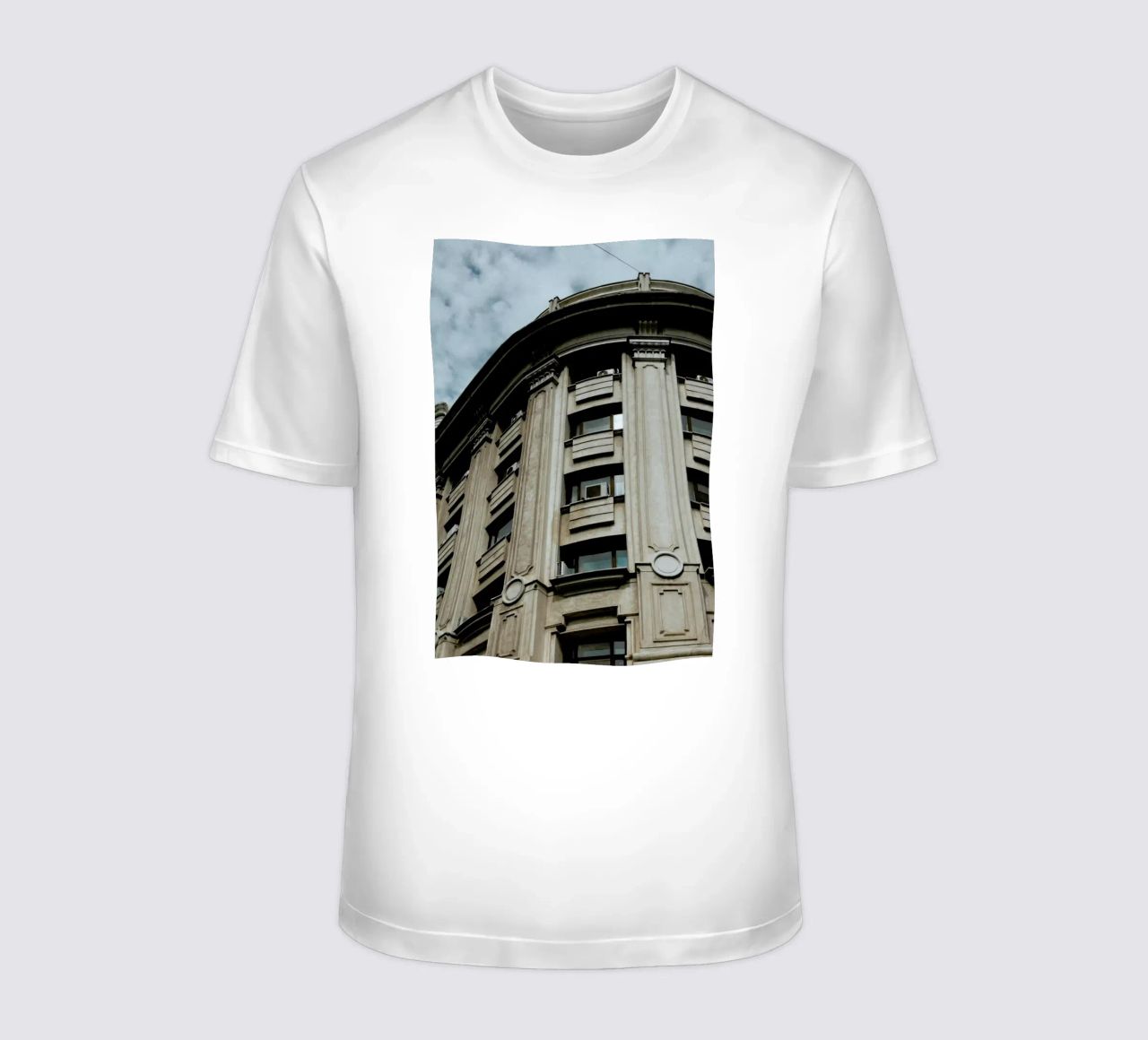 Monumental Architecture t-shirt da Sebastian Hilgetag