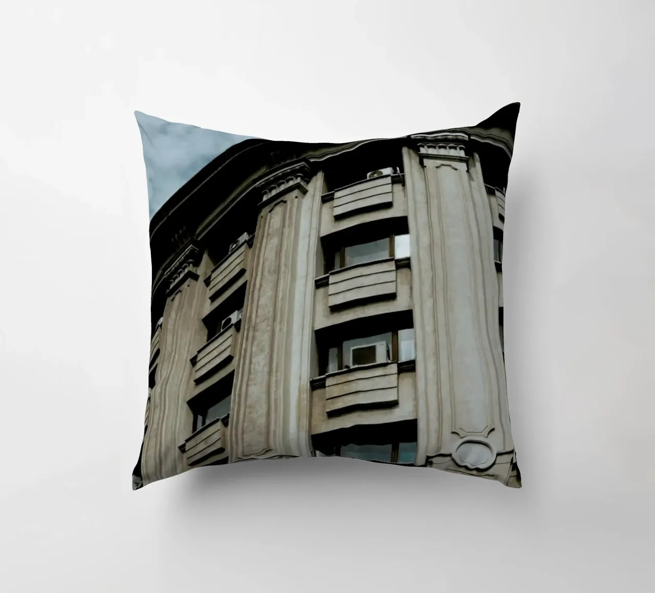 Monumental Architecture cuscino da Sebastian Hilgetag