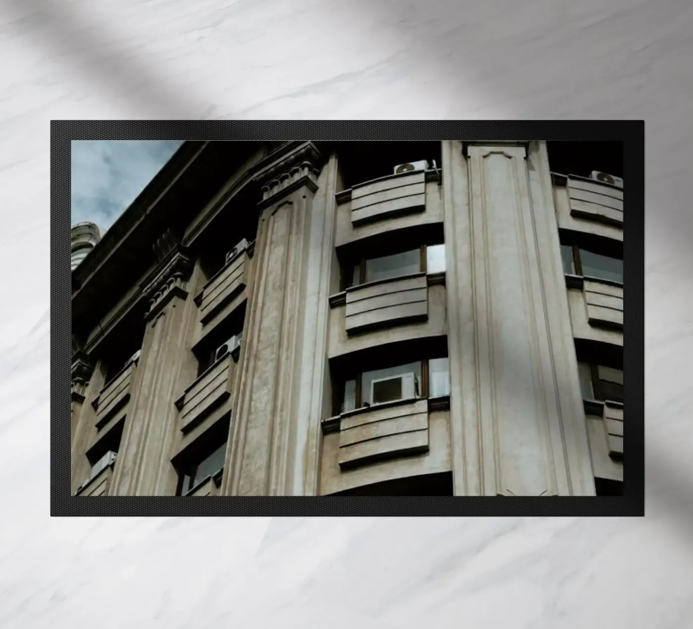 Monumental Architecture zerbino da Sebastian Hilgetag