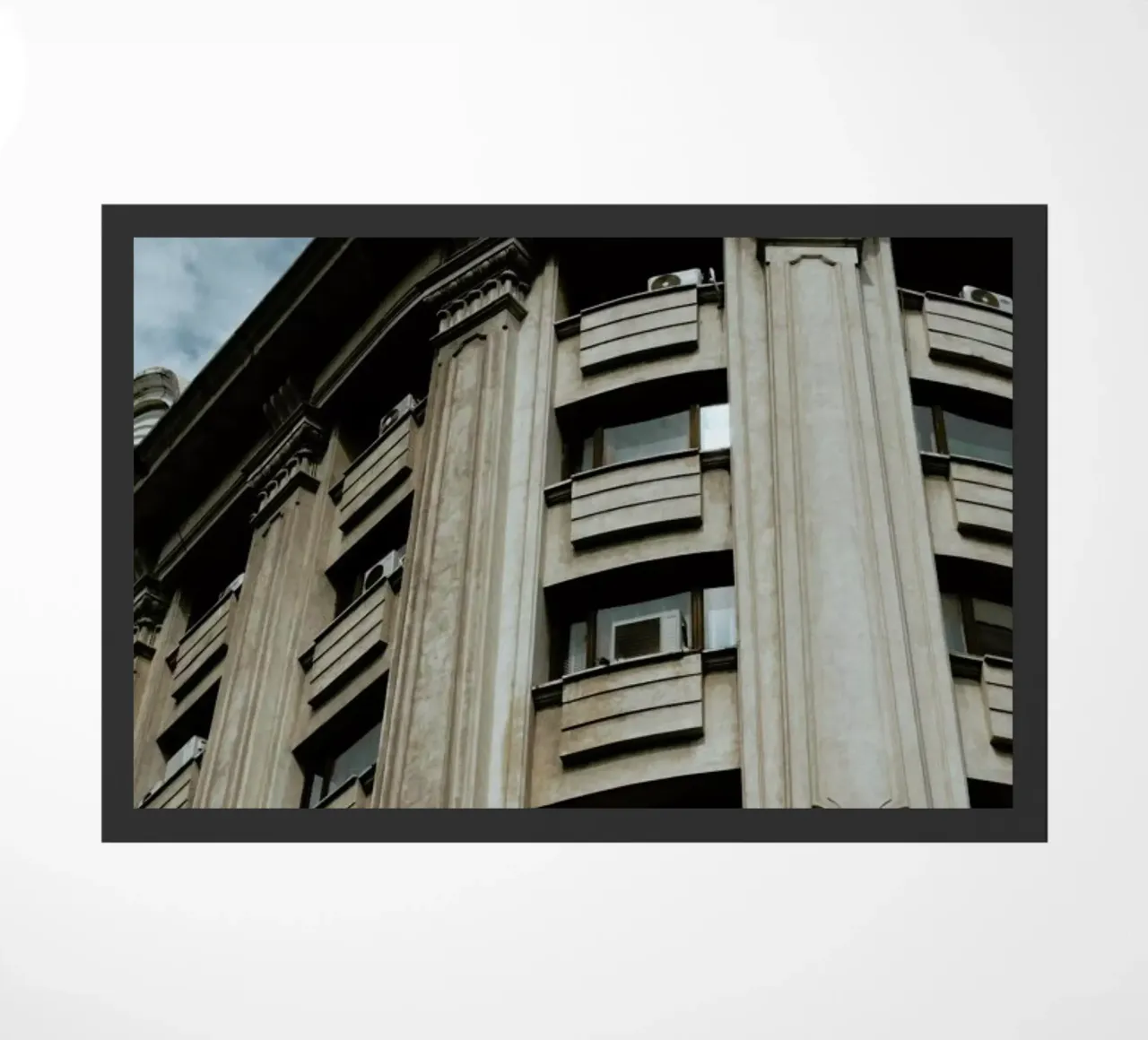 Monumental Architecture zerbino da Sebastian Hilgetag