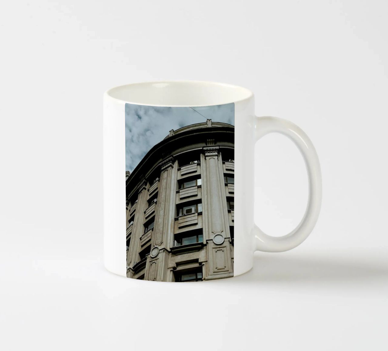 Monumental Architecture tazza in ceramica da Sebastian Hilgetag