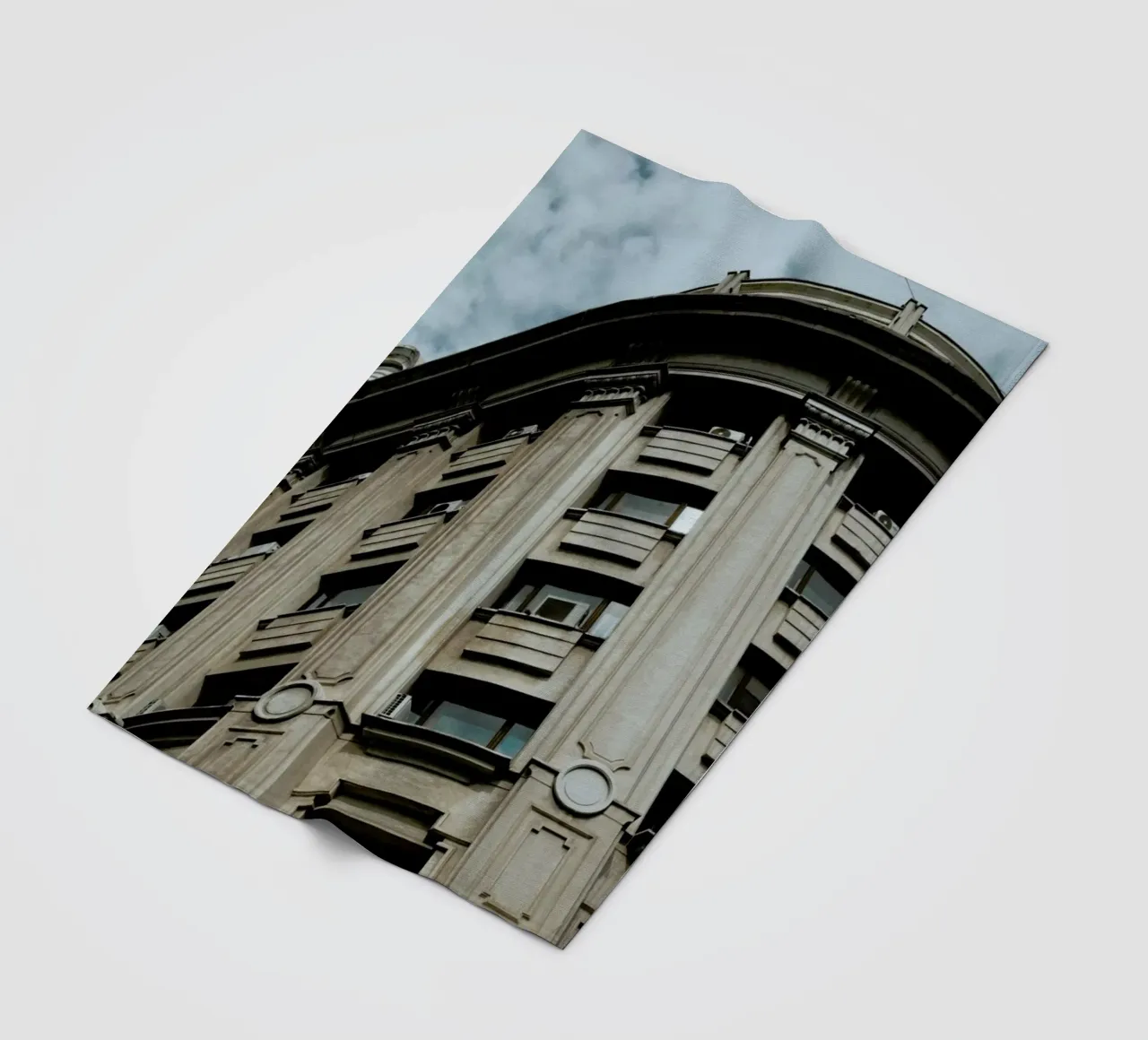 Monumental Architecture coperta in pile da Sebastian Hilgetag
