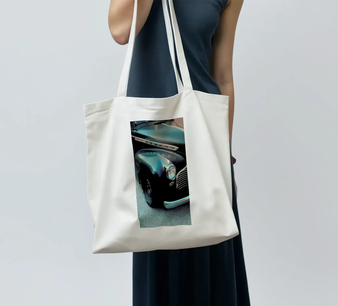 Black Oldtimer tote bag by Sebastian Hilgetag