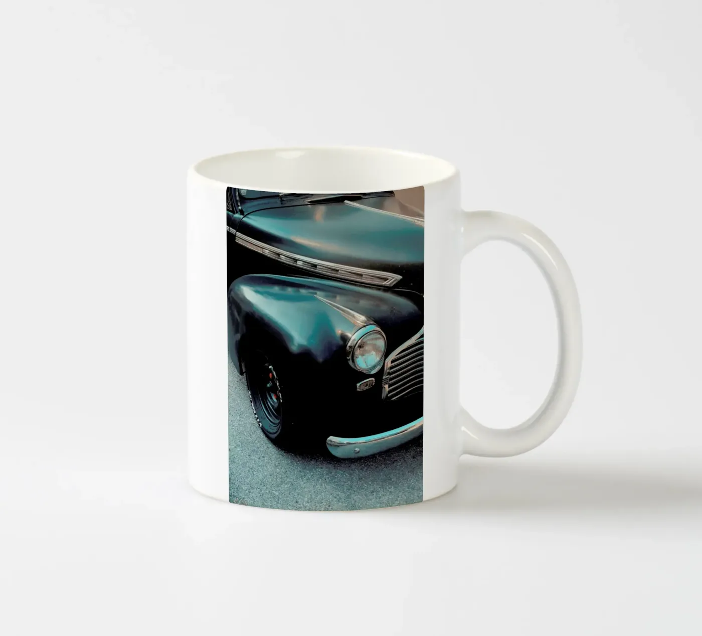 Black Oldtimer keramische mok van Sebastian Hilgetag