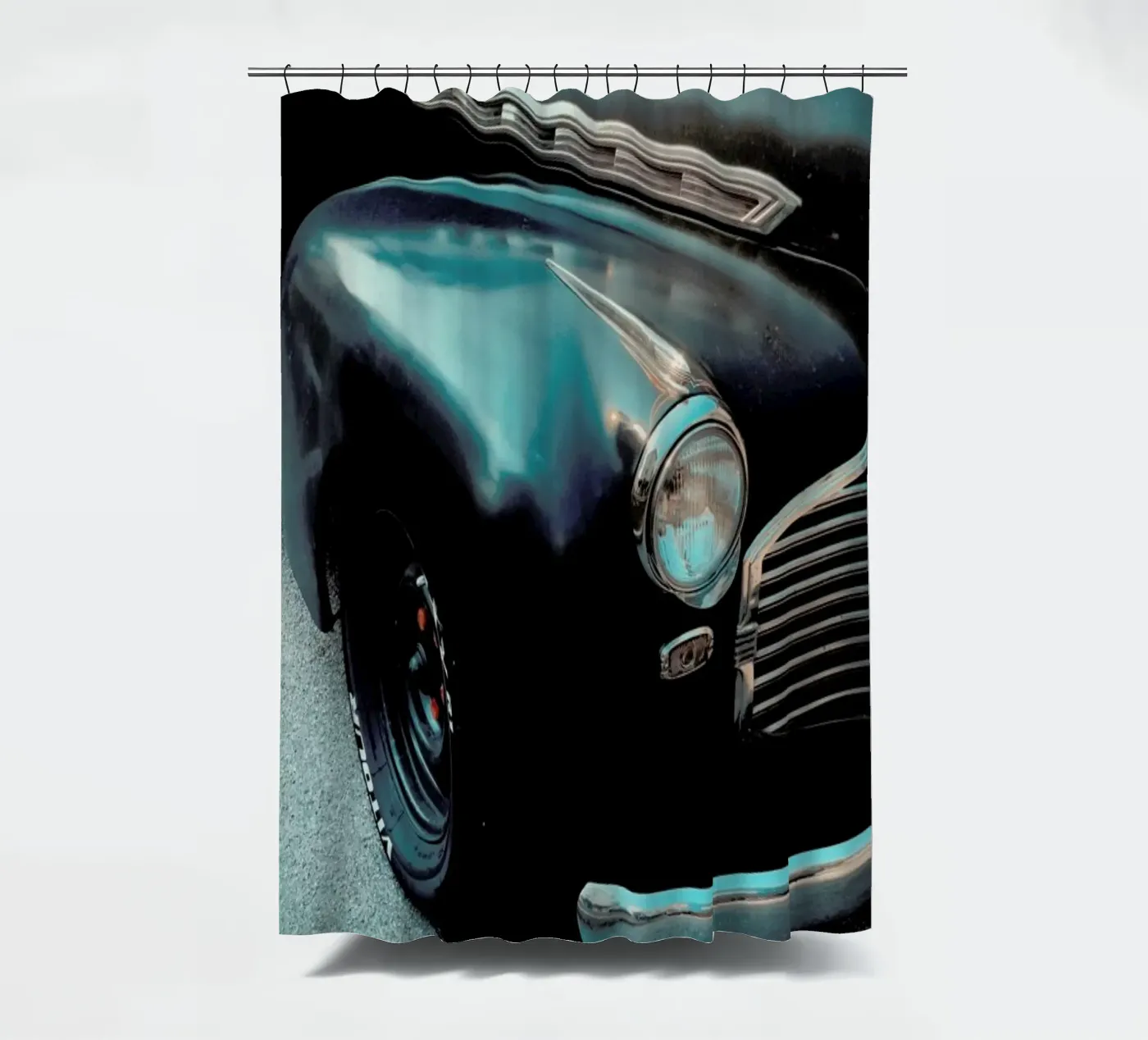 Black Oldtimer Duschvorhang von Sebastian Hilgetag