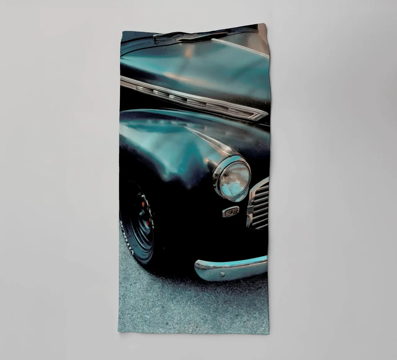 Black Oldtimer asciugamano da bagno da Sebastian Hilgetag