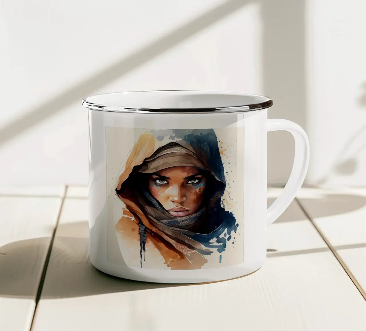 Acquerello Donna Tuareg tazza in smalto da Chromatic Fusion Studio