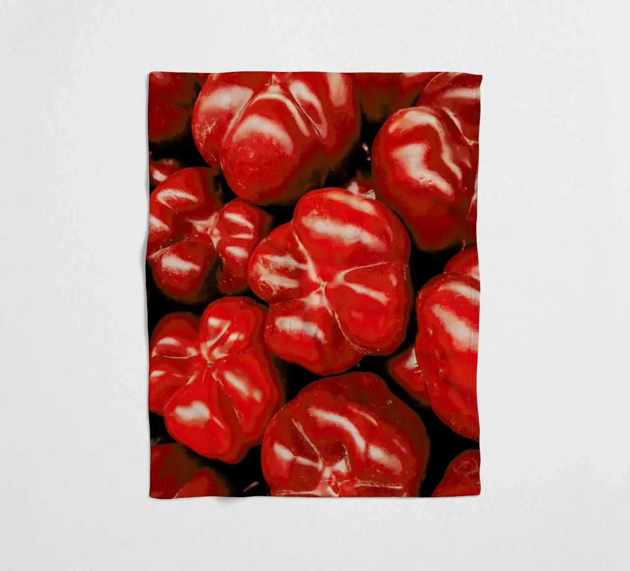 Paprika Love fleece blanket by Sebastian Hilgetag