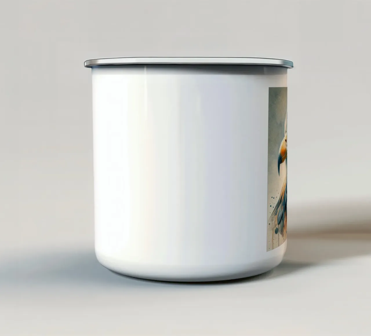 Aquila dalle splendide piume tazza in smalto da Chromatic Fusion Studio