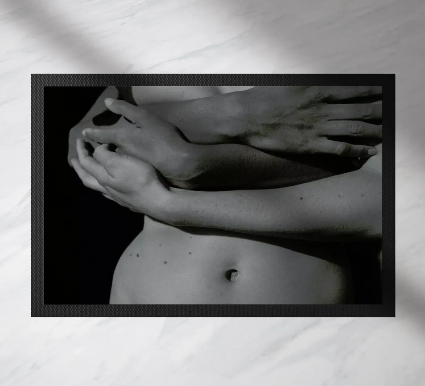 Holding paillasson de Chris Abatzis