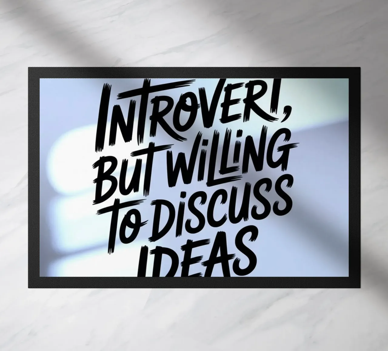 "Introvertiert, aber bereit, Ideen zu diskutieren" - Soft Edition Fußmatte von logic